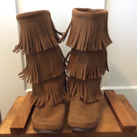 3-Layer Fringe Boot Minnetonka boots - Picture 14 of 16